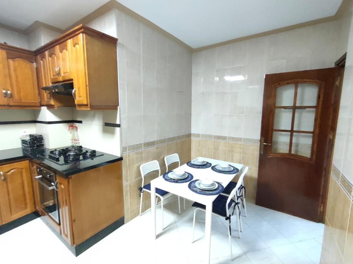 טנג'יר Joli Appart Climatise Pour Un Sejour Formidable Pour Les Familles מראה חיצוני תמונה