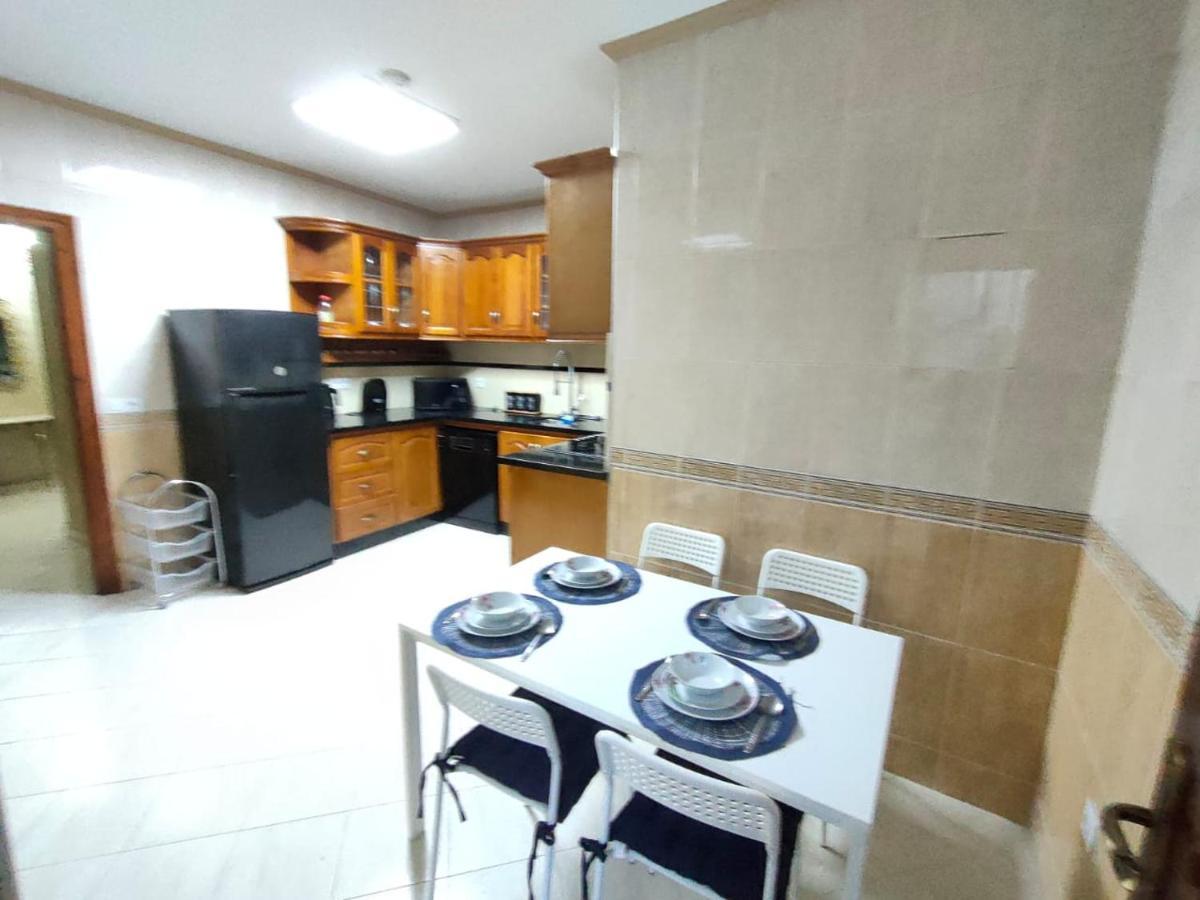 טנג'יר Joli Appart Climatise Pour Un Sejour Formidable Pour Les Familles מראה חיצוני תמונה